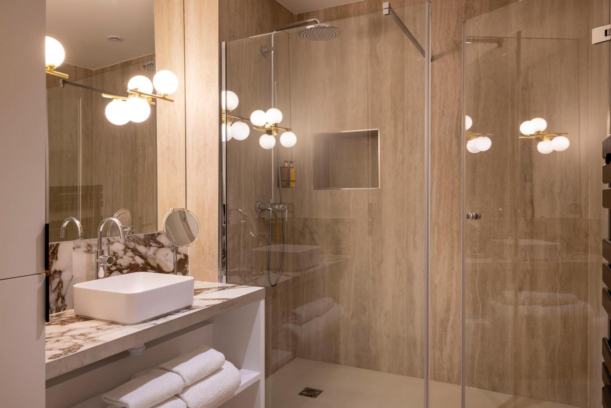 Yuna Saint-Honore - Serviced Apartments Paris Rum bild